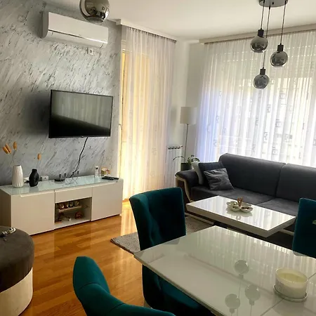 19-centar * Banja Luka